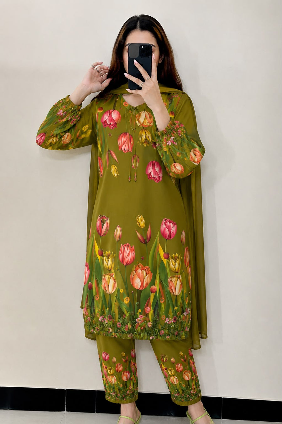 Zeen Olive Green Floral Lawn 3 Piece Suit – Printed 3PC