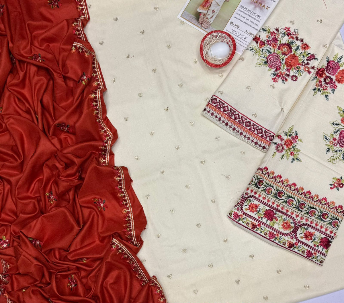 Zara Shah Jahan Winter Suit 4124 – Heavy Sequence Embroidered Dhanak 3 Piece